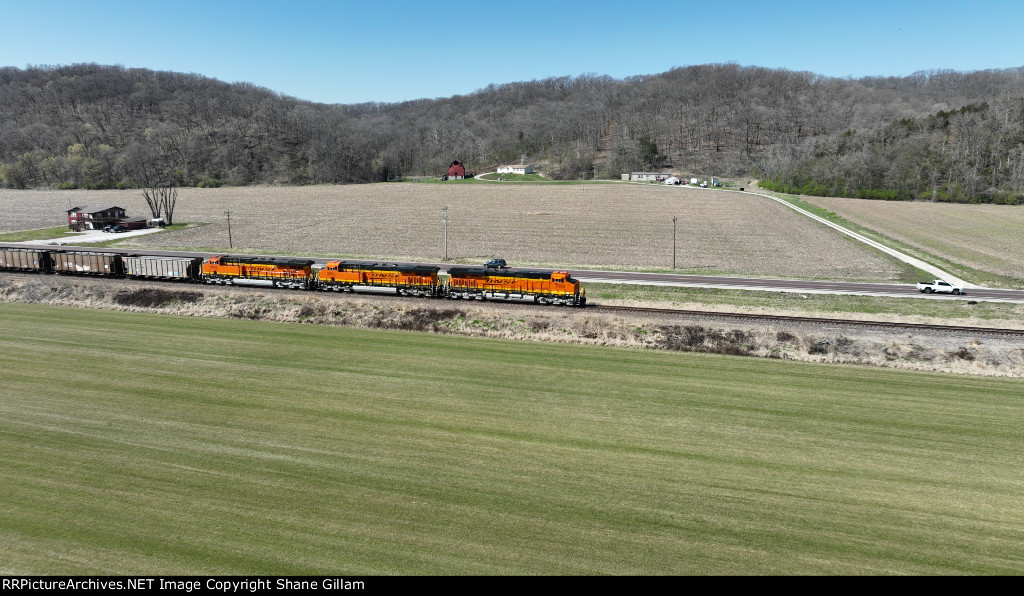 BNSF 3305